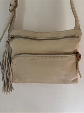 Hobo International Cassie beige leather crossbody purse